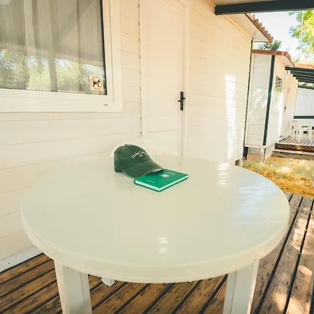 Holacamp Relax Κάμπινγκ