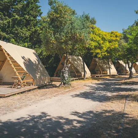 Holacamp Relax 캠프장 시체스
