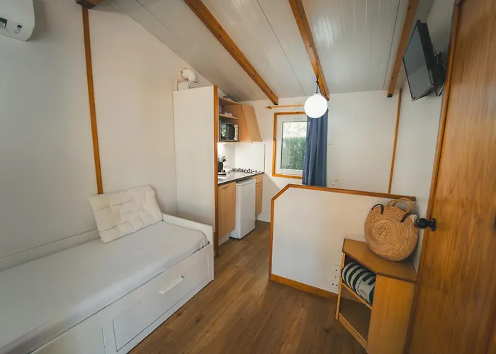 Кемпинг Holacamp Relax Сиджес