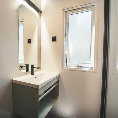 אתר קמפינג Holacamp Relax סיטגס