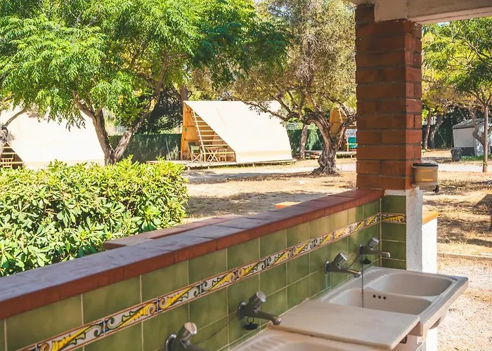 Holacamp Relax סיטגס